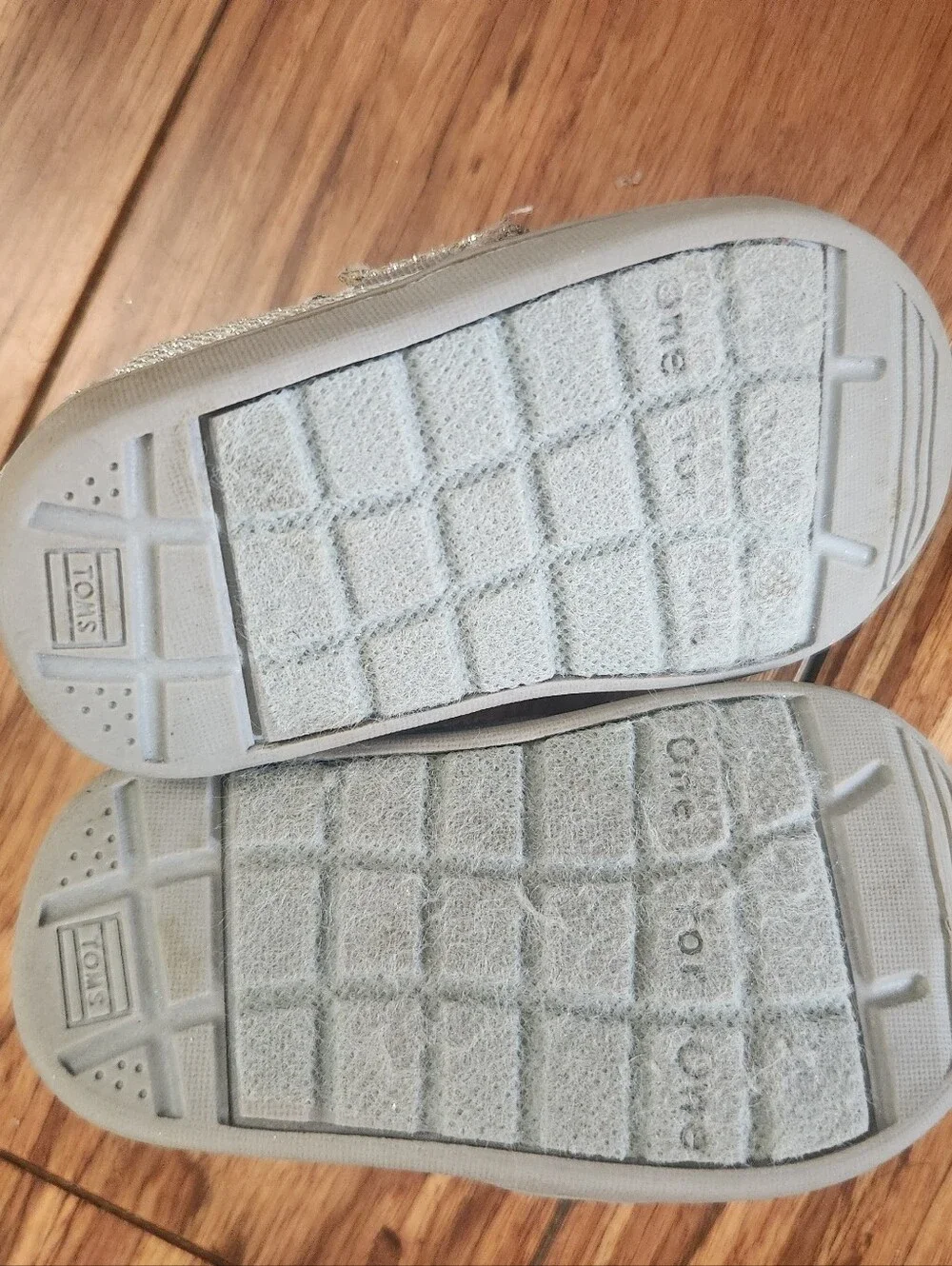 TOMS Tiny Alpargata Silver Glitter Slip On Shoes Toddler Size T4